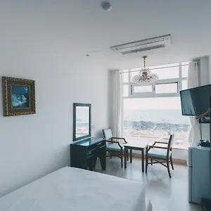 호텔 화이트 하우스
